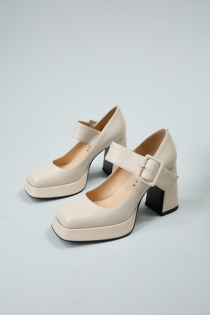 Beige Claudia