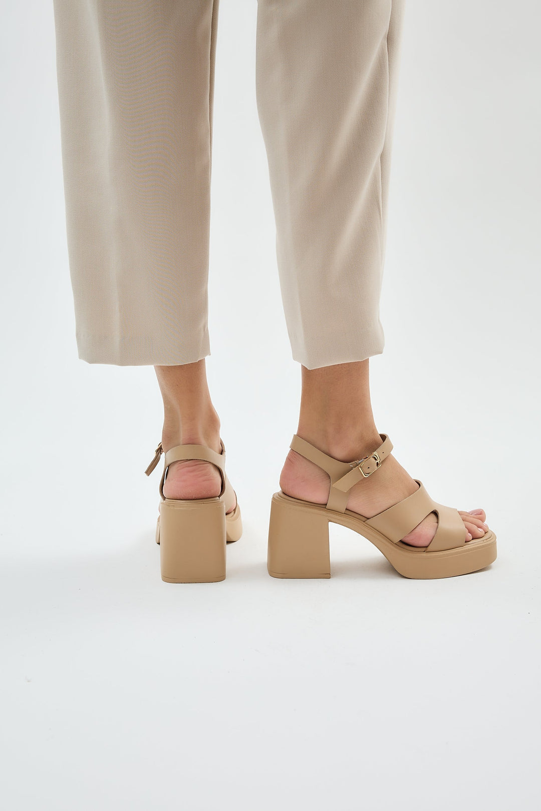 Beige Giri