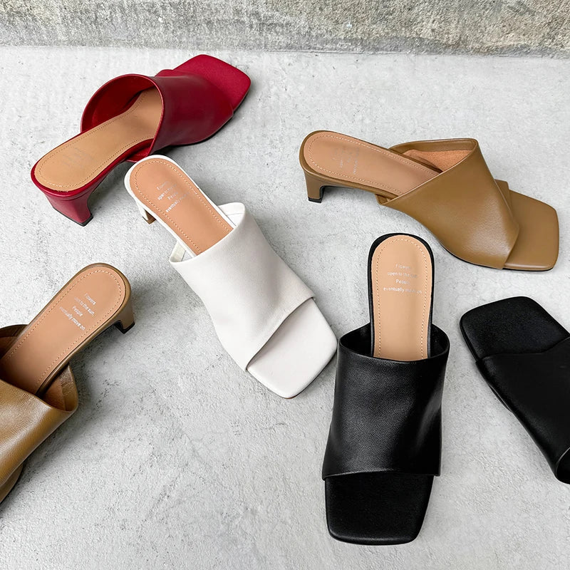 Arlette Rojo Tacón Mules