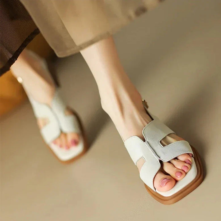Sassari Tacón Sandals